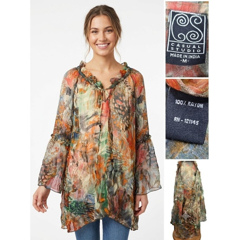 Casual Studio Women M Rayon Abstract Print Ruffle Tiered Bell Sleeve Boho Tunic